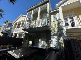 10748 NW 74th Ln, Doral, FL 33178