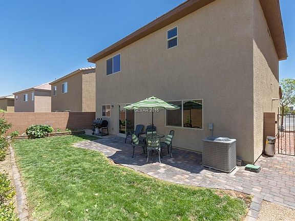 4th image of 10656 Capitol Peak Ave