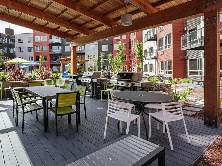 South Block Apartments — Photo 10