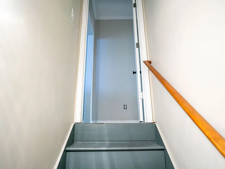 80 Adrians Ln #BASEMENT — Photo 31