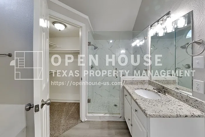 1520 Barclay Dr — Photo 10