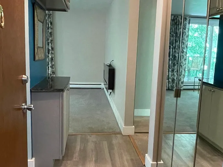 6415 York Ave S #100 — Photo 1