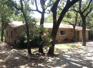 416 Inwood Rd, Azle, TX 76020