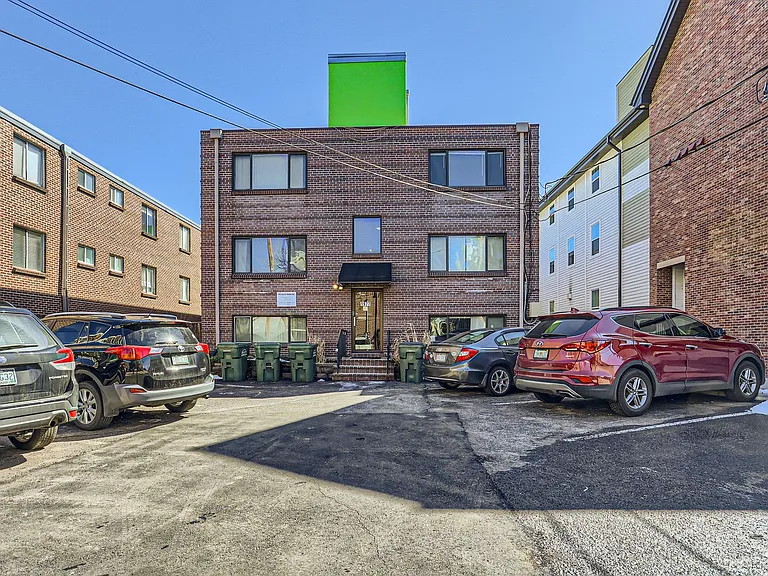 1977 S Josephine St #104 — Photo 14