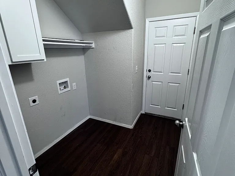 603 Woodcreek Loop — Photo 18