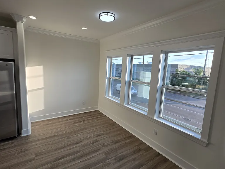 3802 Yale St — Photo 10