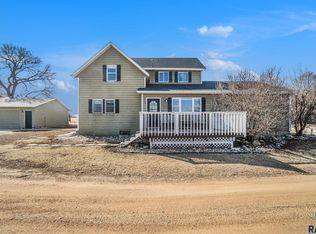45349 271st St, Parker, SD 57053