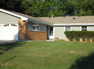 16400 Patricia Ave, Tinley Park, IL 60477