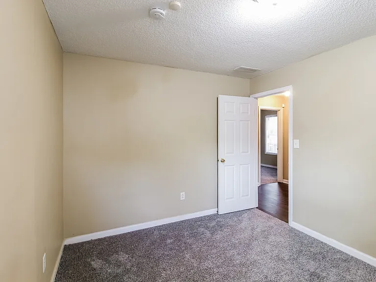 6581 Lake Mill Trce — Photo 15