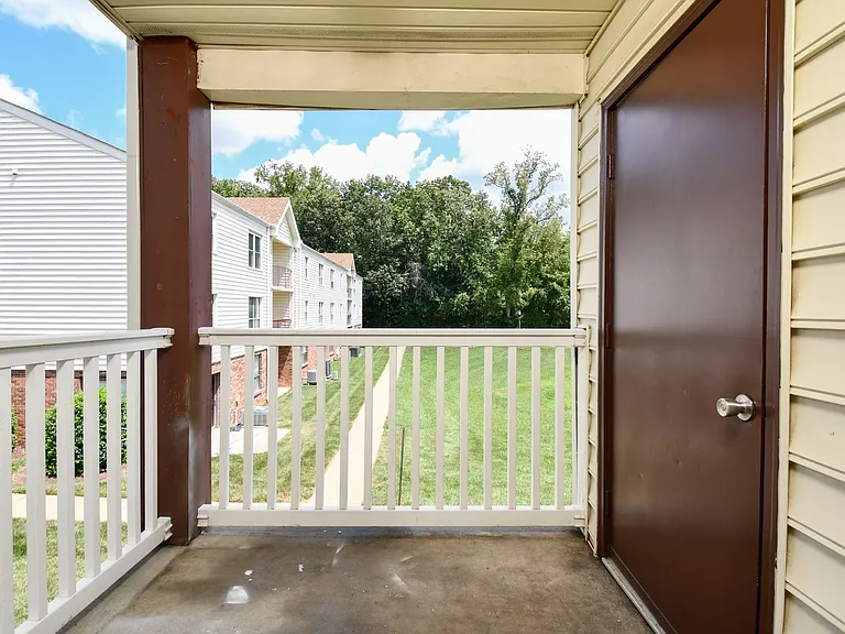 102 Chesterfield Ln #201 — Photo 28