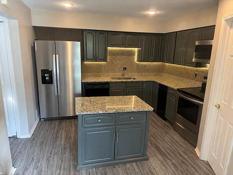 32663 Jefferson Dr — Photo 2