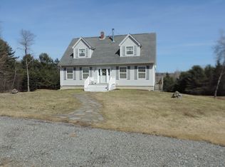765 Avenue Rd, Corinth, ME 04427