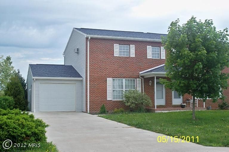 1st image of 492 Tall Cedar Ln