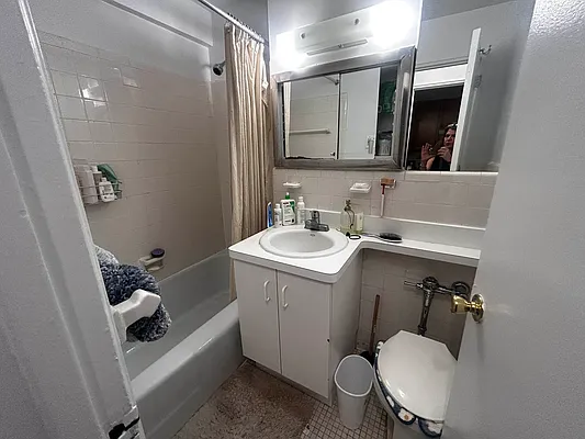 Rented by Prince Real Estate Associates LLC | media 15