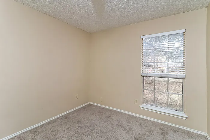 3909 Anewby Way — Photo 13