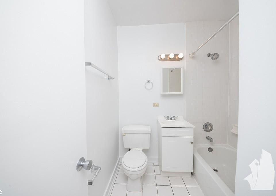 1st image of 1852 N Humboldt Blvd #918