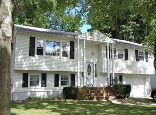 233 Poplar Ave, Pompton Lakes, NJ 07442