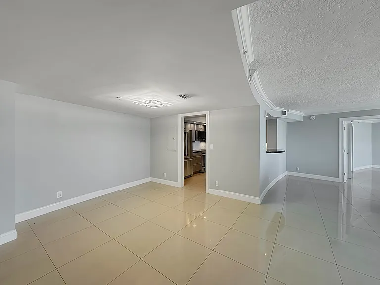 3000 N Ocean Dr #23E — Photo 8