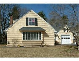 2nd image of 112 Circle Dr