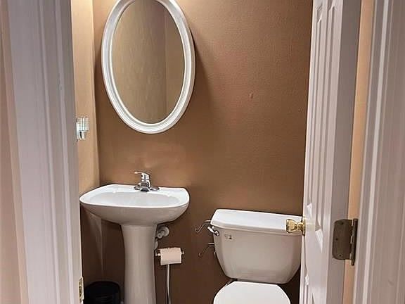 5th image of 5404 Festival Ave #2607