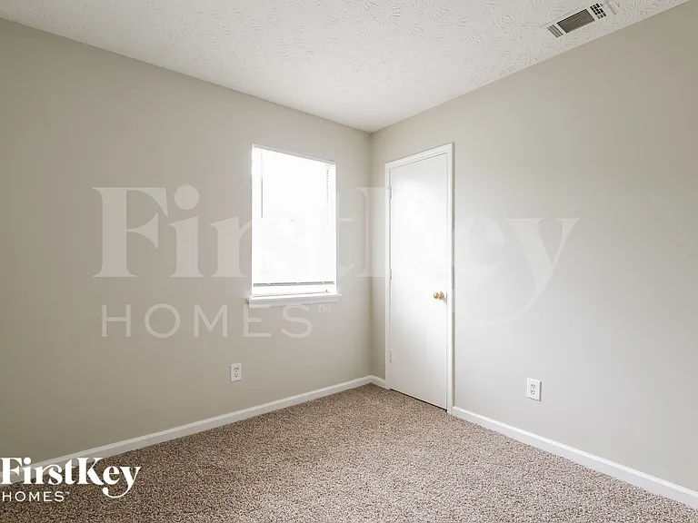 2103 Charles Cudd Ct — Photo 16
