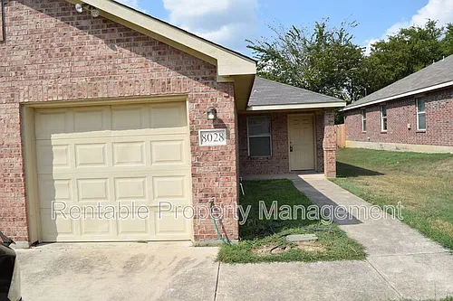 8028 Doreen Ave Photo 1