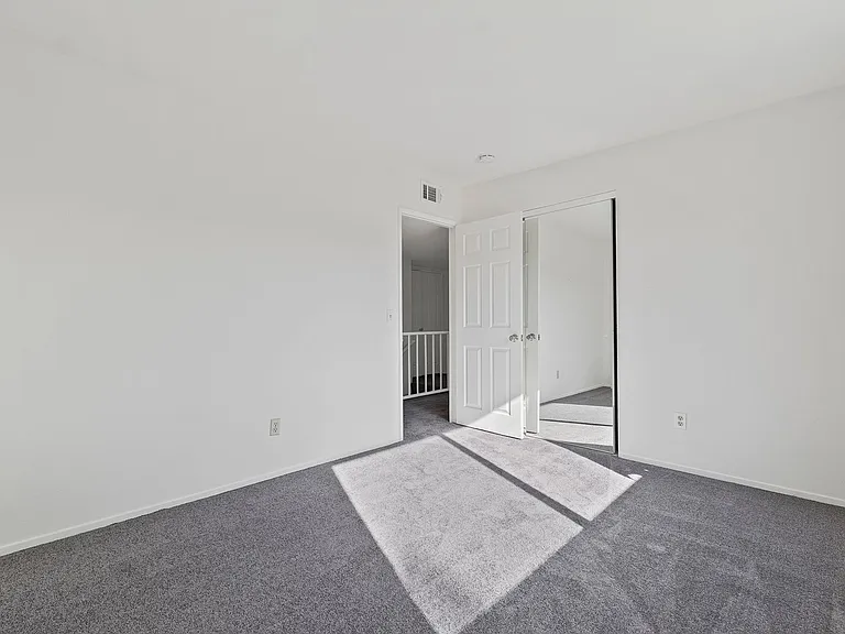 32022 Grenville Ct — Photo 21