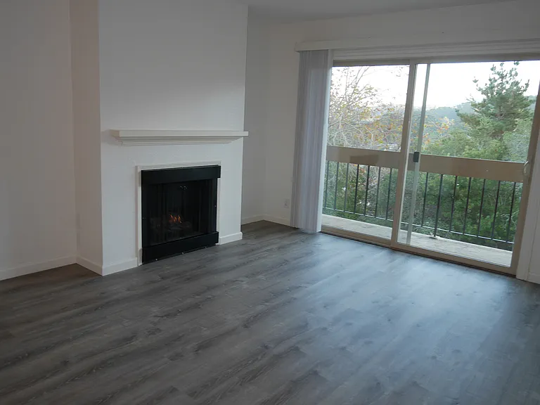 4202 Golden Oaks Ln — Photo 27