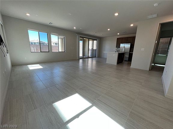 2nd image of 12083 Arrebol Ave