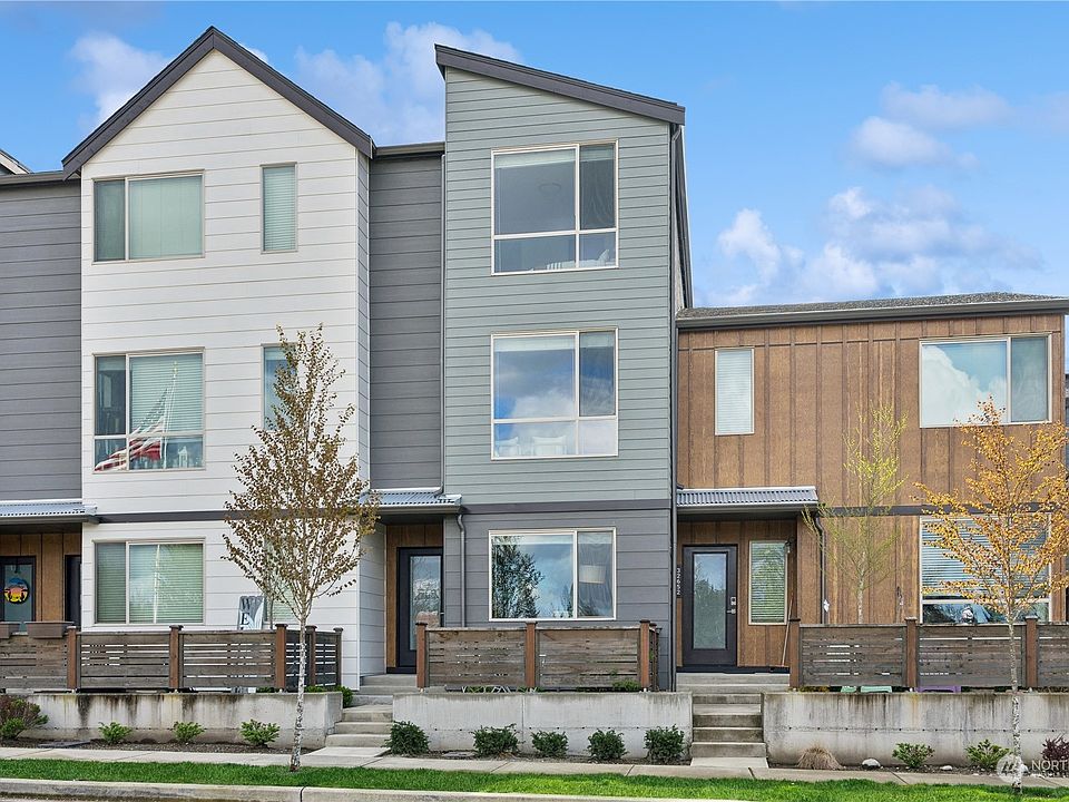1st image of 32646 Hemlock Avenue SE