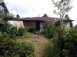 9036 37th Ave SW, Seattle, WA 98126