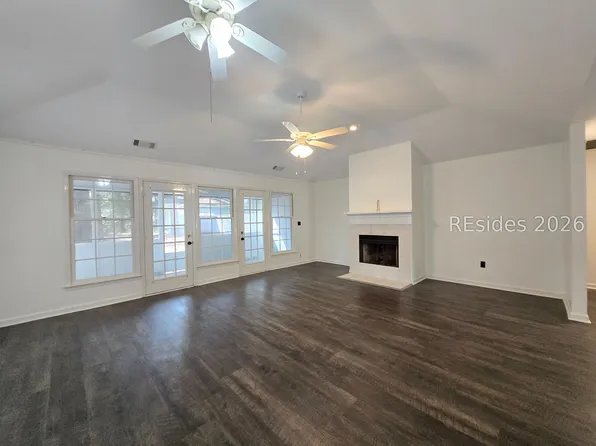 2622 Joshua Cir, Beaufort, SC 29902