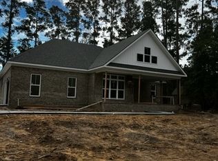 176 Sweetwater Cir, Rincon, GA 31326