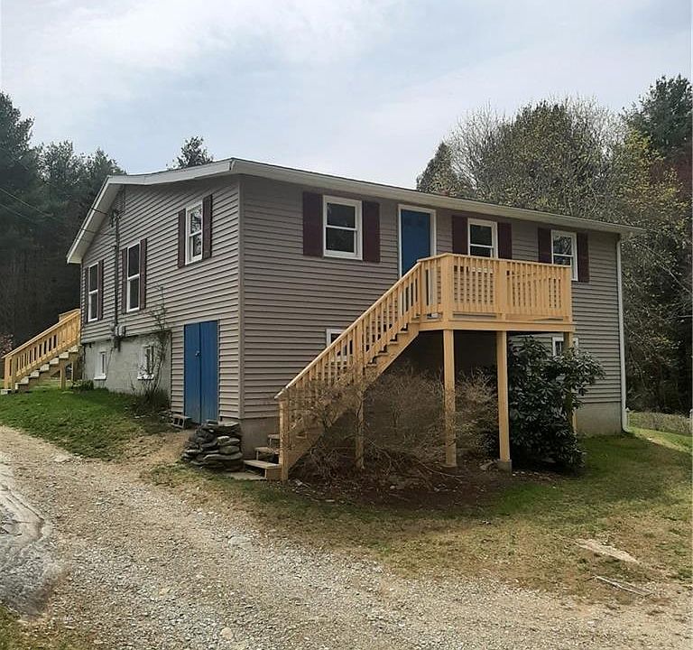 33 Bull Hill Rd, North Grosvenordale, CT 06255 Zillow