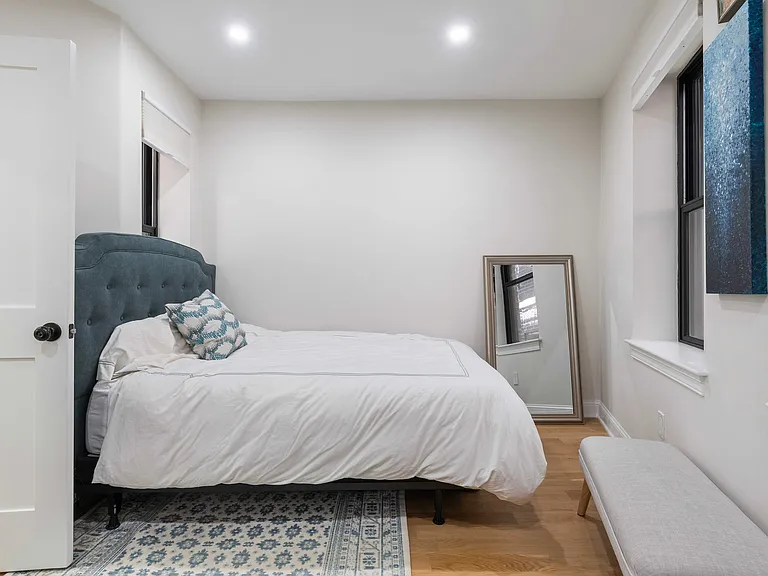 5 Garden Court St #2 — Photo 9