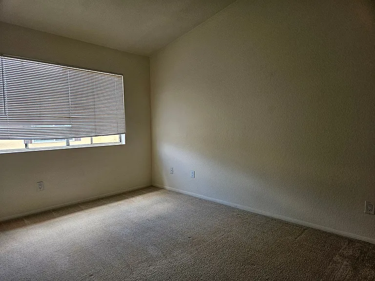 4352 Arizona Street — Photo 11