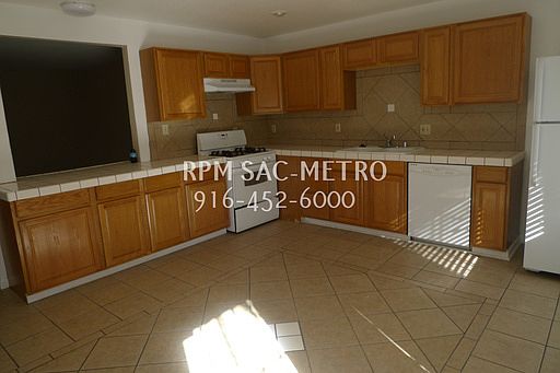 2nd image of 3439 36th St