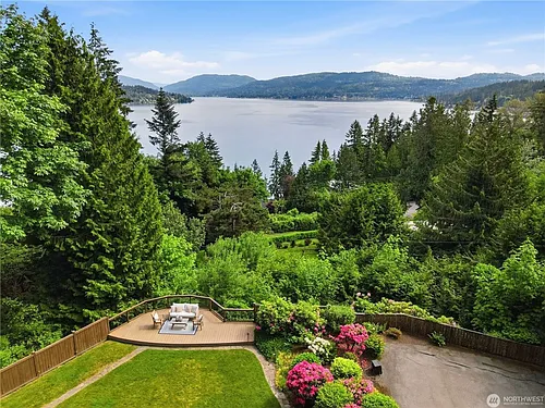 639 W Lake Sammamish Pkwy NE Photo 1