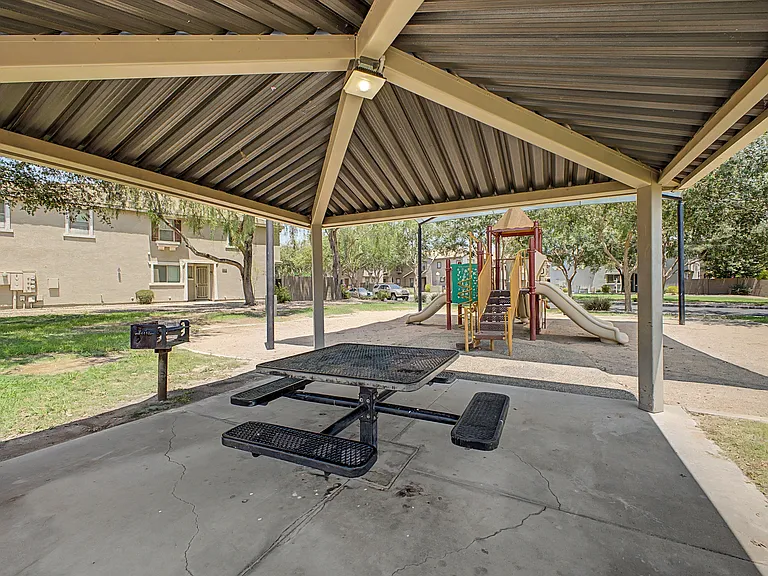 1250 S Rialto St #7 — Photo 36