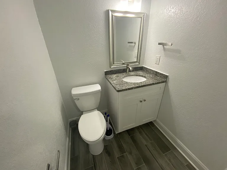 578 Harrop Ln #1 — Photo 11