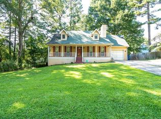 1011 Evans Dr, Riverdale, GA 30296