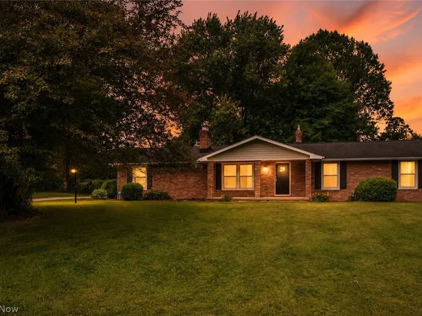 6125 Coyla Ave NW, Canal Fulton, OH 44614