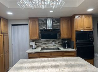 809 Hillgrove Ct, Las Vegas, NV 89145