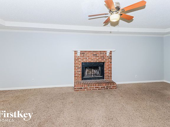 2nd image of 2470 Sherrie Ln SW