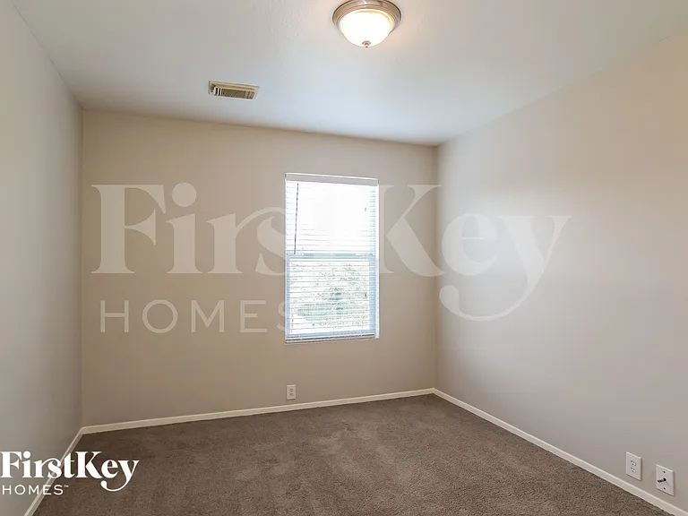 3122 Becker Glen St — Photo 15