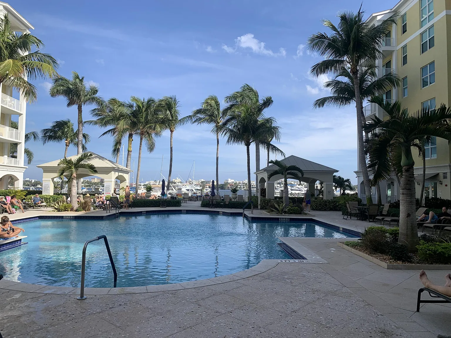 2 bed, 2.0 bath, 1265 sqft, $3,000 — Photo 2