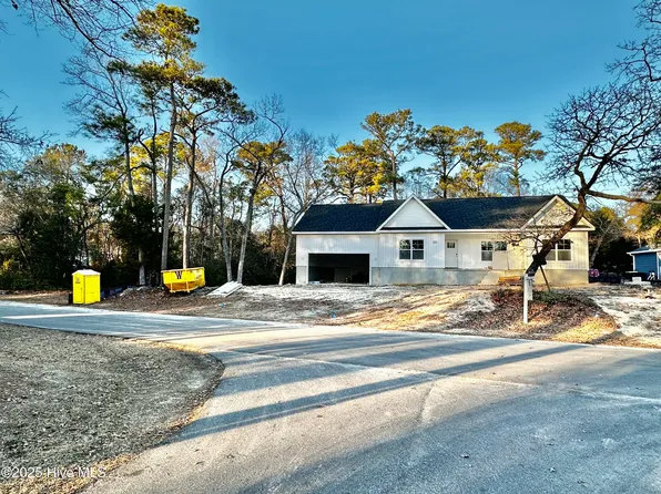 3150 River Hills Drive SW, Shallotte, NC 28470