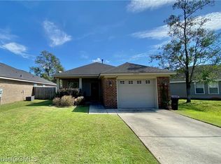 2233 Spring Grv W, Mobile, AL 36695
