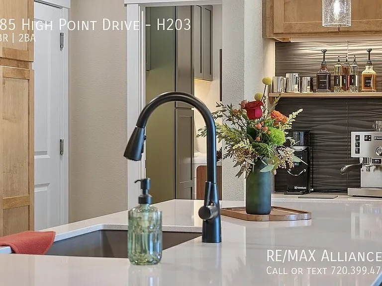 285 High Point Dr #H-203 — Photo 15