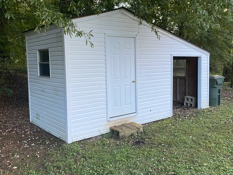 141 Olivers Chapel Rd — Photo 16
